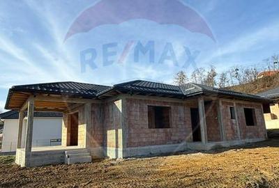 Casă noua de vânzare in Recea cu 4 camere, 2 bai si 500 m2 teren. - 5
