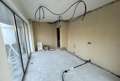 Spațiu comercial, 86 mp în Borhanci