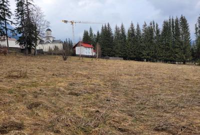 Teren intravilan Busteni, zona manstirea Caraiman