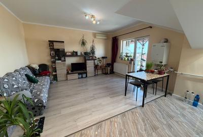 1 Decembrie  2 Camere Bloc 2014 Caramida 52 Mp Loc Parcacare 15 Min Metrou - 2