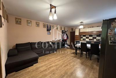 Apartament cu 3 camere semidecomandat, mobilat în Florești
