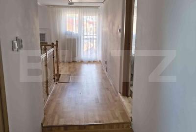 Apartament tip vilă, renovat complet, cu terasă și parcare – Baciu Regal - 12