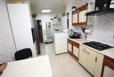 Fundeni + Pantelimon, 3 camere bloc 1982, decomandat, 2 băi - 3