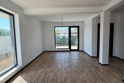 Casă individuala - P+1 în Comuna Berceni – 4 camere si 2 bai, pozitie buna - 12