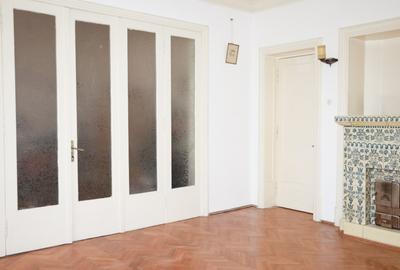Se vinde impresionanta vila u 10 camere plus teren in centru Ploiești - 6