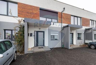 Studio cu curte proprie și parcare, mobilat, Sânpetru – 38 mp - 10