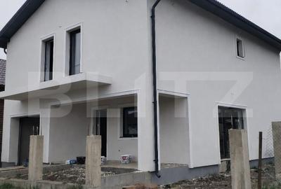 Casă individuală cu 5 camere în Apahida