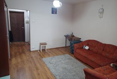 Garsonieră semidecomandată în Costin Georgian