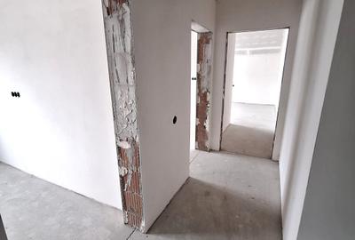 De vanzare apartament 3 camere 2 bai in Selimbar - 6