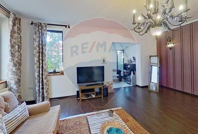 Casă / Vilă cu 7 camere de închiriat în zona Domenii - 1