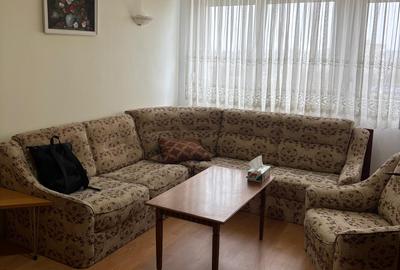 Apartament cu 3 camere semidecomandat, mobilat în Drumul Taberei