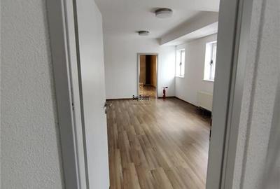 Spatii Birouri - 200 mp - Zona Sub Arini - 5