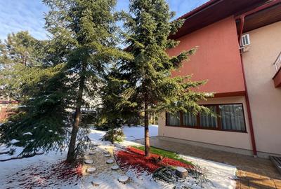 PIPERA IANCU NICOLAE  DE INCHIRIAT VILA SPATIOASA IN COMPLEX - 1