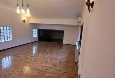 Vila de inchiriat Barbu Vacarescu-Titeica singur curte - 1