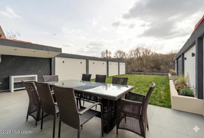 Iancu Nicolae - Vila high-end pe malul lacului, Gradina cu Ponton - 15