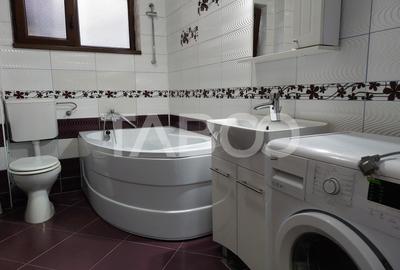 Apartament spatios 2 camere decomandate la VILA loc parcare Selimbar - 9