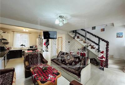 Casa de vanzare in Sibiu - 117 mp utili + gradina de 40 mp , 2 parcari - 8