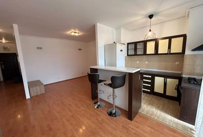Apartament cu 2 camere decomandat în Titan