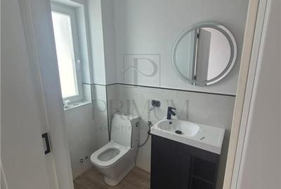 DUPLEX INDIVIDUAL -   Despartit prin camera Tehnica  - bucatarie inchisa -  2 Fr - 23