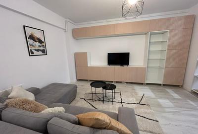 Apartament cu 2 camere semidecomandat, mobilat în Pipera