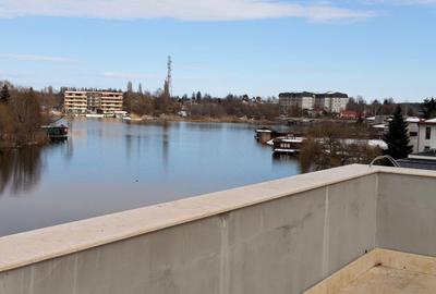 Vilă de Lux cu Piscină Privată și Deschidere Directă la Lacul Snagov - 1