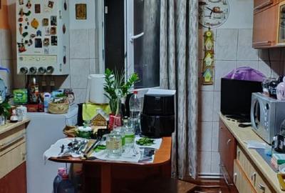 CENTRAL - SLOBOZIA, Apartament cu 4 camere decomandat - 93 mp - etaj 6/10 - 7