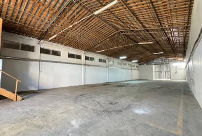 Hala pentru productie, depozitare, birouri, 442 mp, Inel II - 7