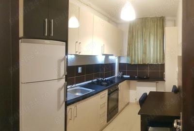 Apartament cu 2 camere decomandat, mobilat în Central