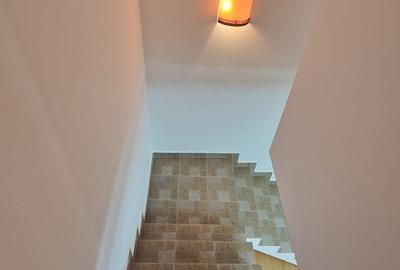 VILA cu 7 camere si teren in Comuna BUTURUGENI, GIURGIU - 28