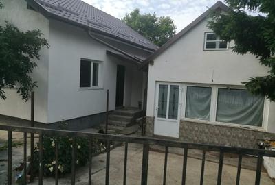 Casa noua zona Imparat Traian-Savenilor - 1