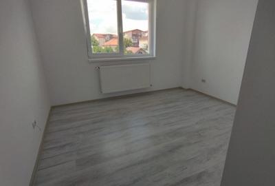 APARTAMENT 2 CAMERE, DECOMANDAT, BLOC NOU, ETAJ INTERMEDIAR - 6