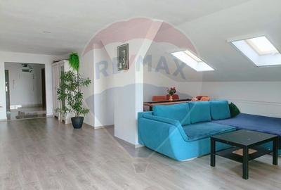 Apartament cu 4 camere decomandat, mobilat în Independenței