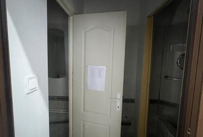 Spatiu de vanzare la strada  , 50 mp , 21 Decembrie - 10