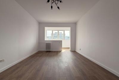 Apartament cu 3 camere decomandat în Titulescu