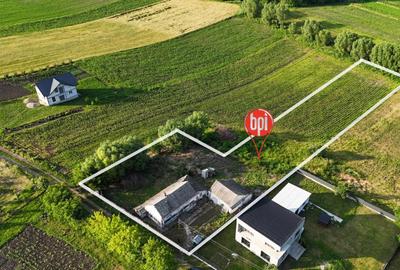 SE VINDE Casa (demolabila) + Teren construibil, in Hreatca, Com.Vulturesti, SV - 1