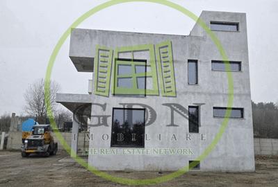Casa moderna cu piscina suspendata, vedere panoramica in Cisnadioara. - 2