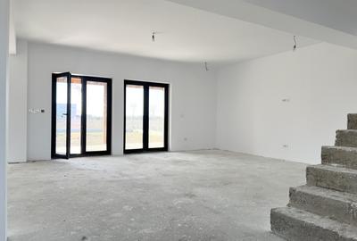 Casă individuală cu 4 camere în Săcălaz