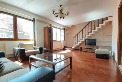 Apartament cu 3 camere decomandat în Cotroceni