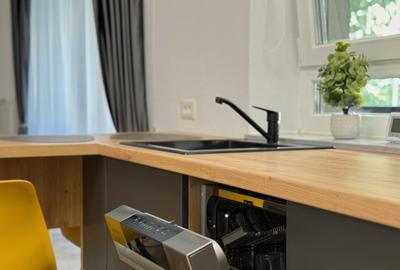 Studio la prima inchiriere - Zona pietonala Coresi - 4