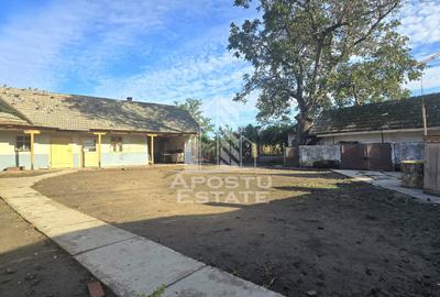 Casa cu teren in localitatea Simand - 1