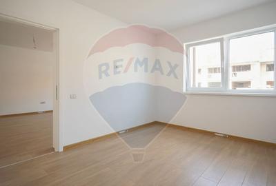Apartament tip studio de vânzare în Sânpetru, Sub Cetate, intabulat - 2