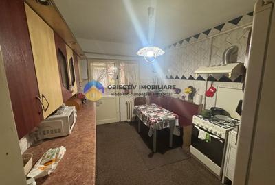 Apartament 5 camere/2 bai/3 balcoane 117 mp– Zona Centrală - 8