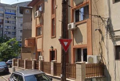 Vila central B-dul Unirii, P+2, 210 mp suprafata utila - 2