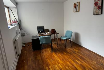 Vila singur curte, ideal scoala, gradinita - 19