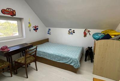 Refugiul Tău Verde: Casă Spațioasă cu Livadă, Anexe și Panouri Solare - 18