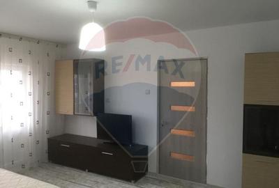 Garsonieră decomandată de închiriat zona Banca Națională - 1