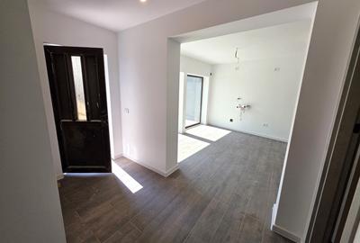 De vanzare casa in duplex-pe str Mezes in Chitila, langa Laminorului - 4