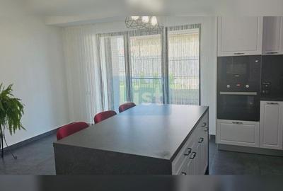 Casa ultrafinisata, garaj, panouri fotovoltaice - 14