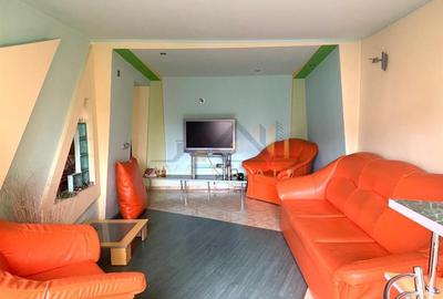 Apartament cu 3 camere decomandat în Bucovina