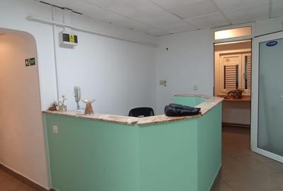 Vanzare apartament 3 cam la parter cu balcon stradal zona Parc Sebastian sect 5 - 5